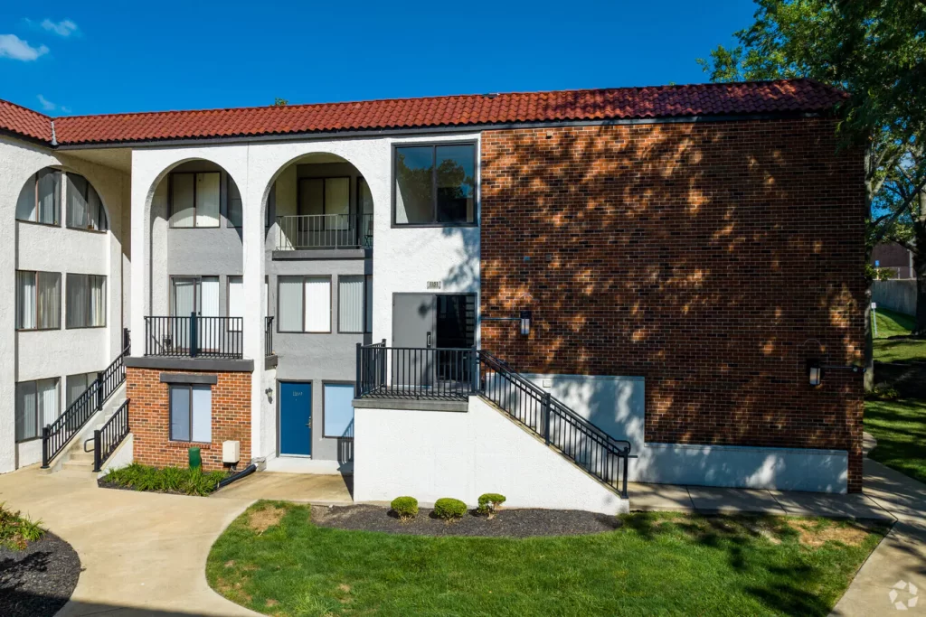The Magnolia Apartment Homes – Chesterfield, MO