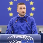 EU political leaders throw weight behind Greenland