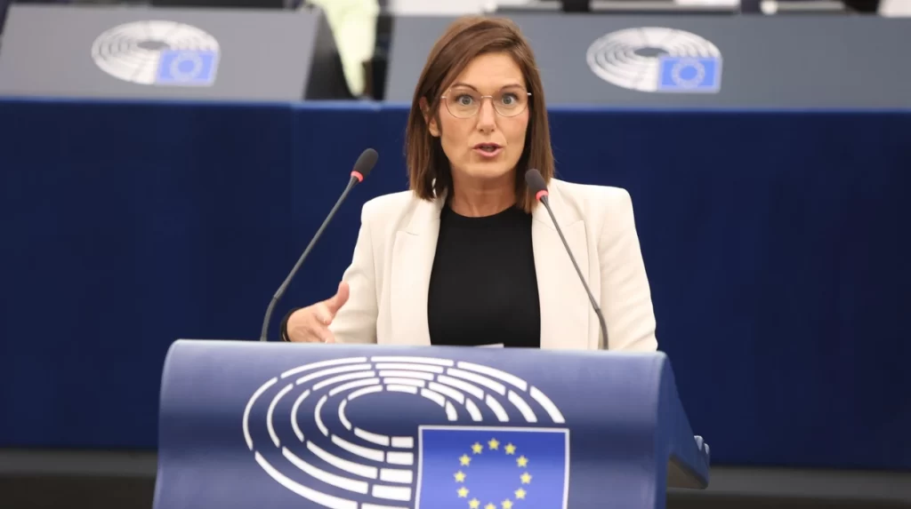 Renew Europe Condemns Maduro, Questions US Military Incursion Into Venezuela