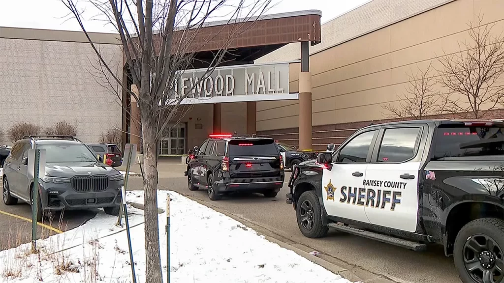 Maplewood Mall shooting leaves one man wounded