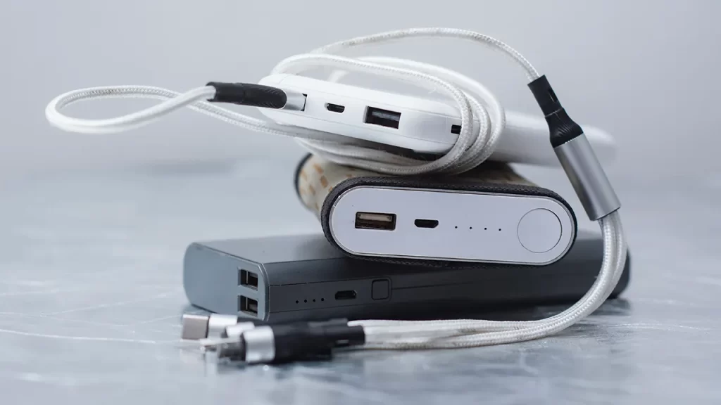 Portable charger explodes in bed, leaves woman with chemical burns