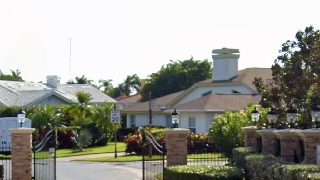 Multiple dead in Sarasota, Florida gated community shooting