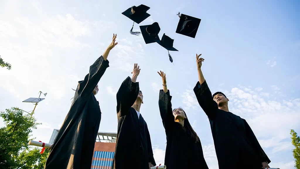 Audit alleges California district gave diplomas to Chinese students