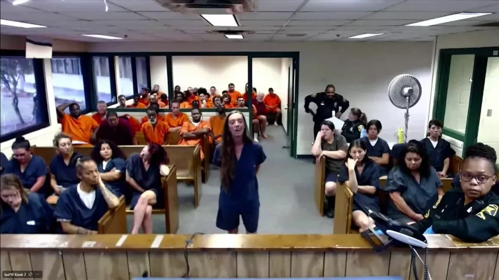 Florida woman laughs in court over fatal hit-and-run charges