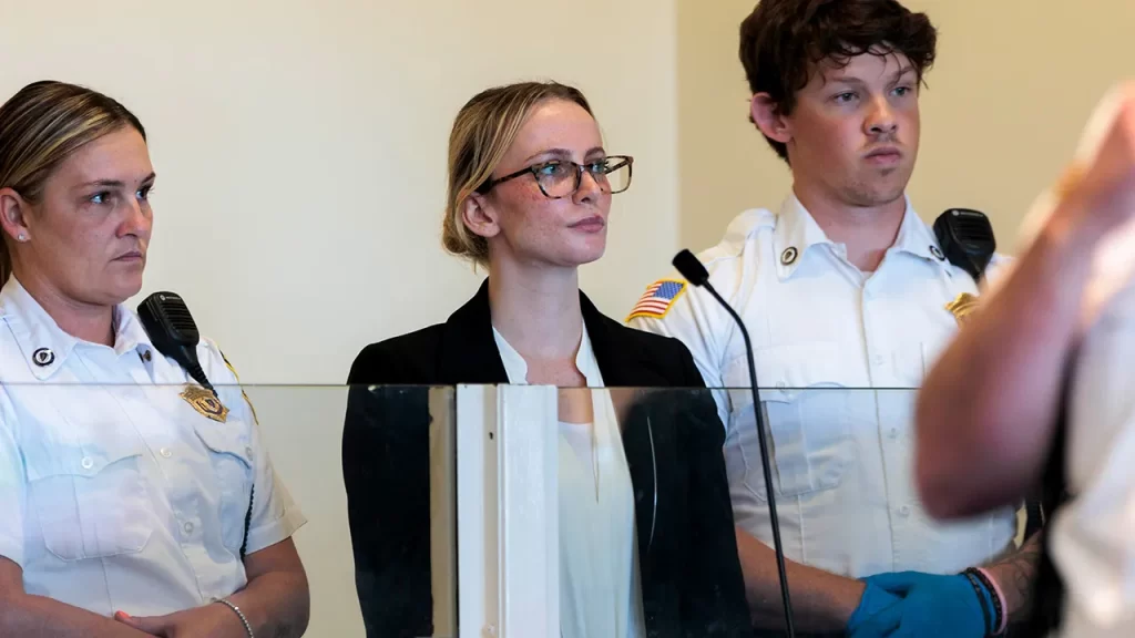 Officer Fitzsimmons trial opens as prosecution cites unchambered round