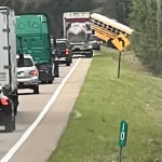 At least 2 students killed, several injured in West Tennessee school bus crash