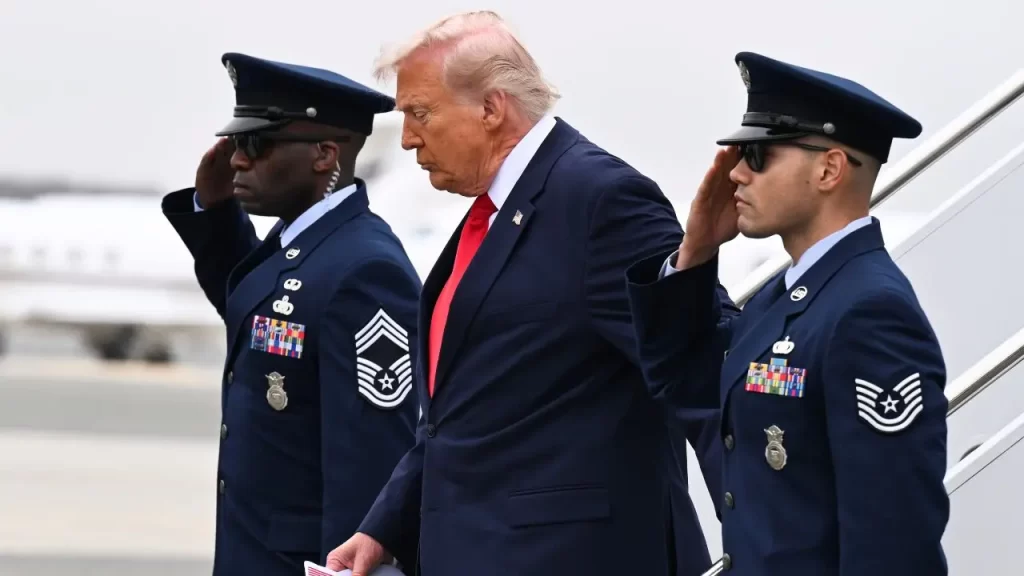 Trump attends Dover dignified transfer for 6 soldiers killed in Kuwait attack