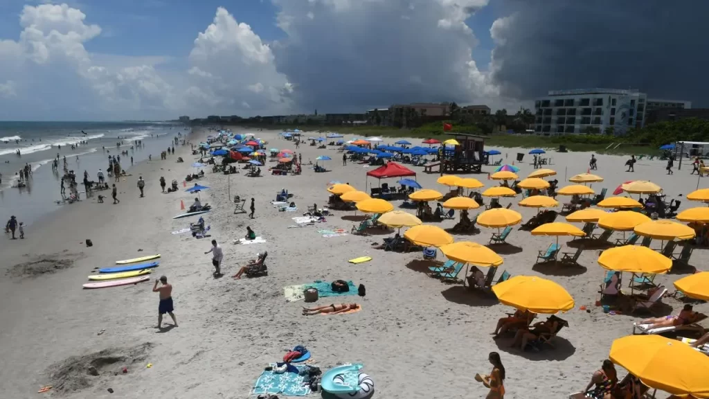 2 adults die at Cocoa Beach, Florida saving child from rip current