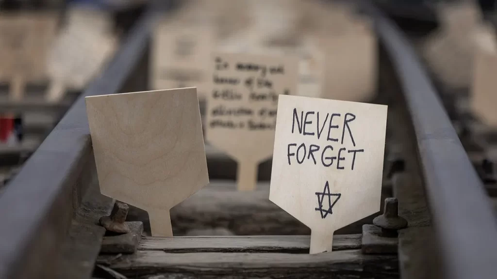 Long Island survey finds 15% believe Holocaust was ‘exaggerated’