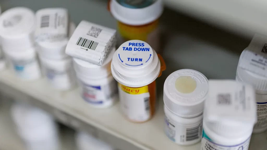 NY doctor and son accused of running pill mill, distributing prescriptions