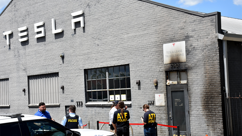 Tesla sales office in New Orleans hit with Molotov cocktail attack