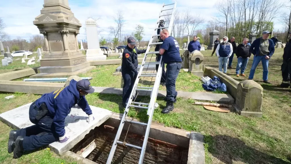 Body found in sealed Mount Moriah Cemetery crypt in Warlocks murder case