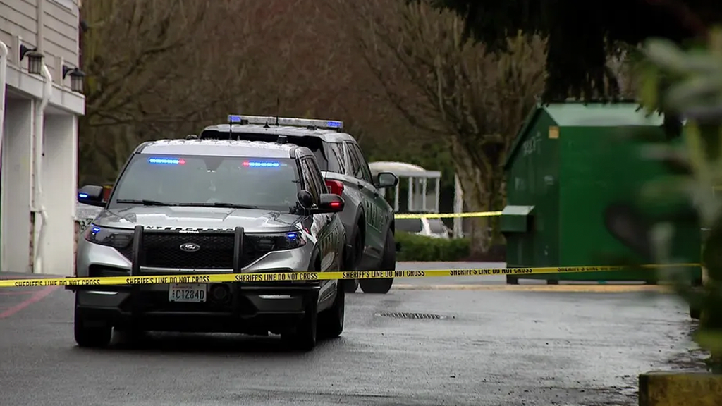Murder convict seeks new trial after juror accused of stabbing attack