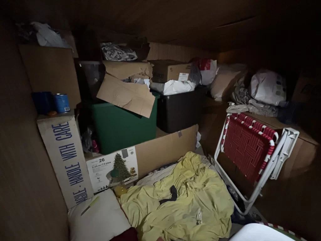 Arkansas professor finds stranger secretly living in his basement