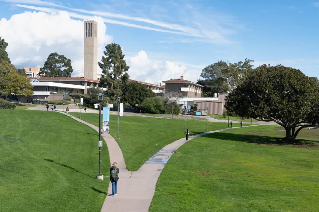 UC Santa Barbara students on edge after rape and strangulation reported