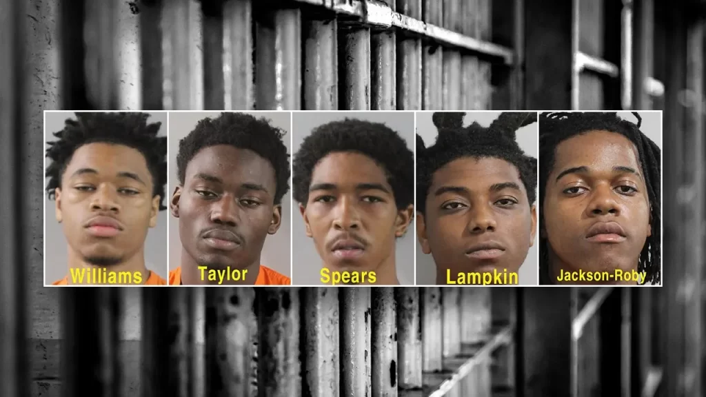 Florida men facing robbery charges for allegedly stealing inexpensive vape pen